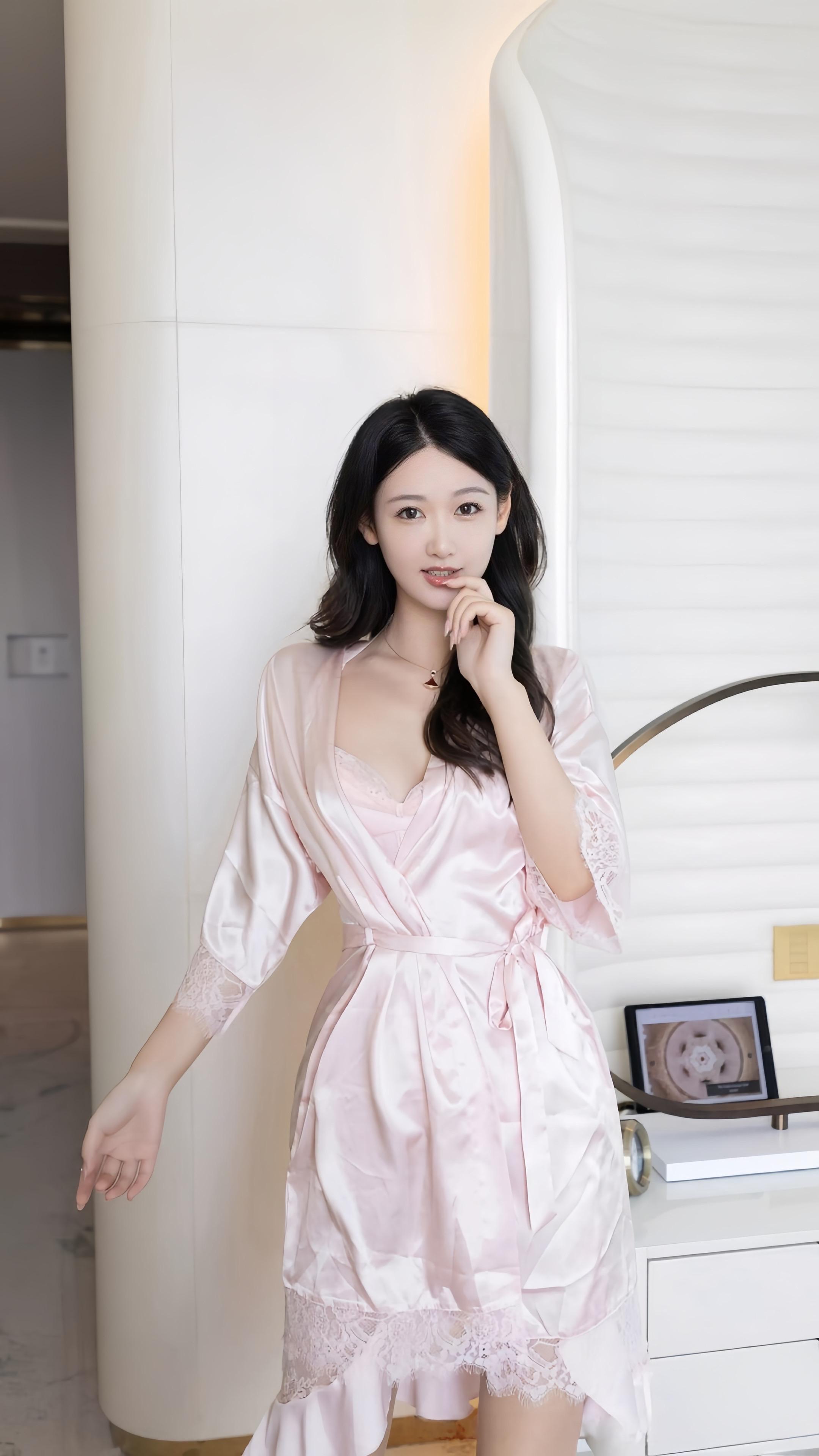 秀人官方门户网站王婉悠Queen写真合集:极致视觉盛宴全解析